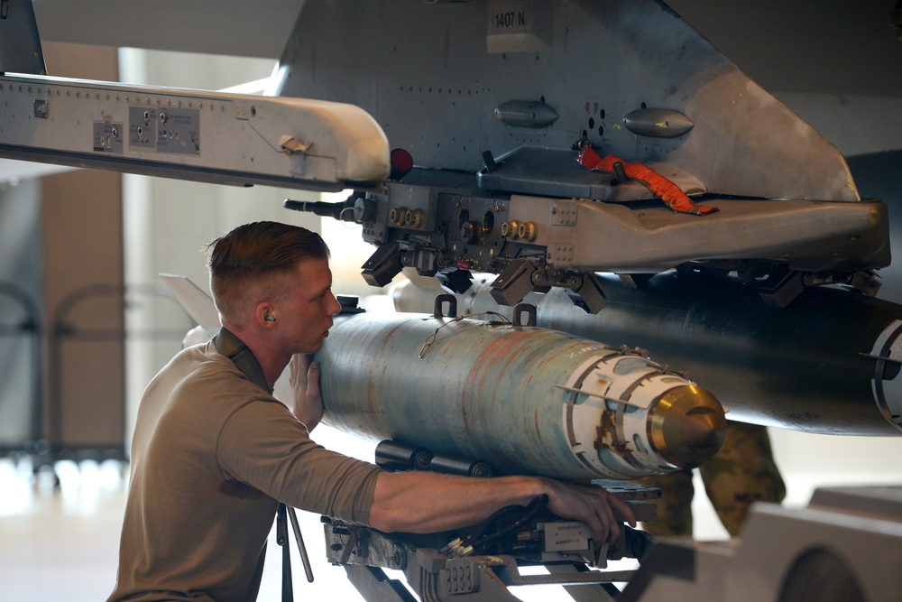 2nd Quarter 2019 Weapons Load Crew and Dedicated Crew Chief Competition