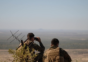MRF-D Marines conduct live-fire at Bradshaw Field Training Area
