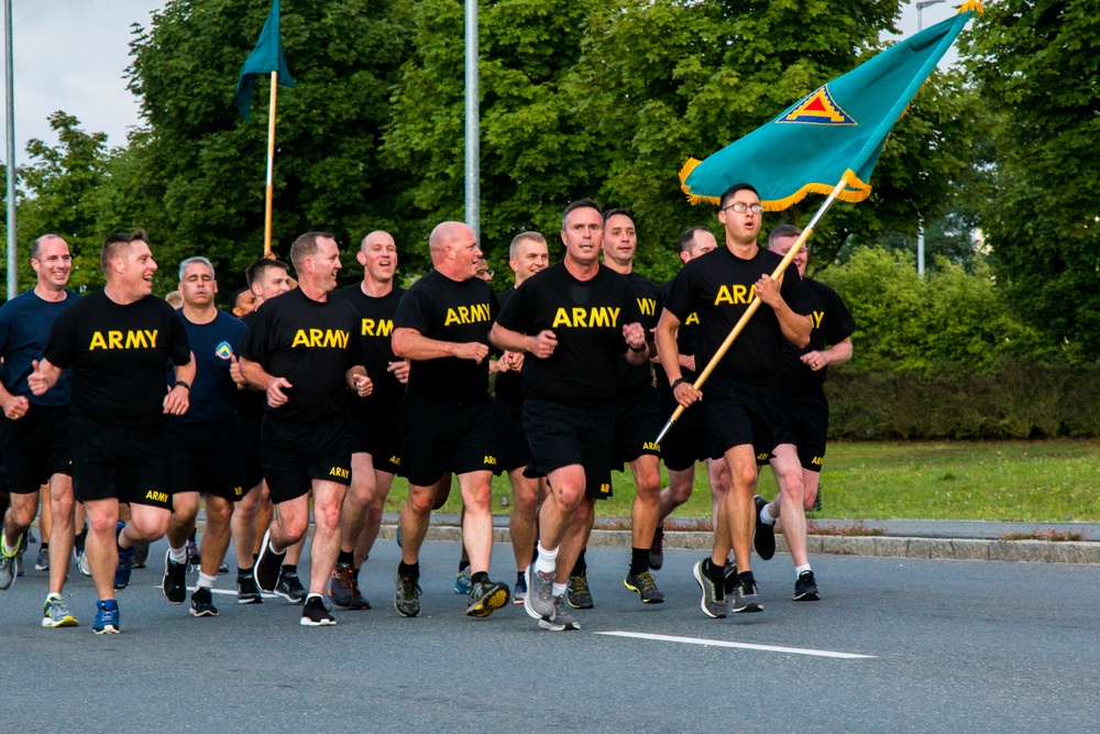 Brig. Gen. Christopher Norrie leads 7th Army Training Command (7 ATC) in a Jäger Run in Grafenwoehr, Germany, August 16, 2019.