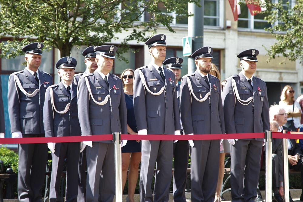 Area Support Group Poland Participates in Polish Armed Forces Day