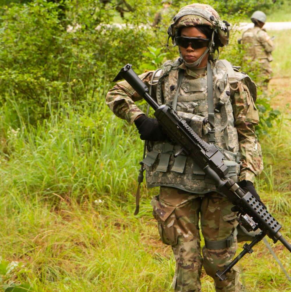 U.S. Army Reserve Soldiers Skill Level One Task Are Tested