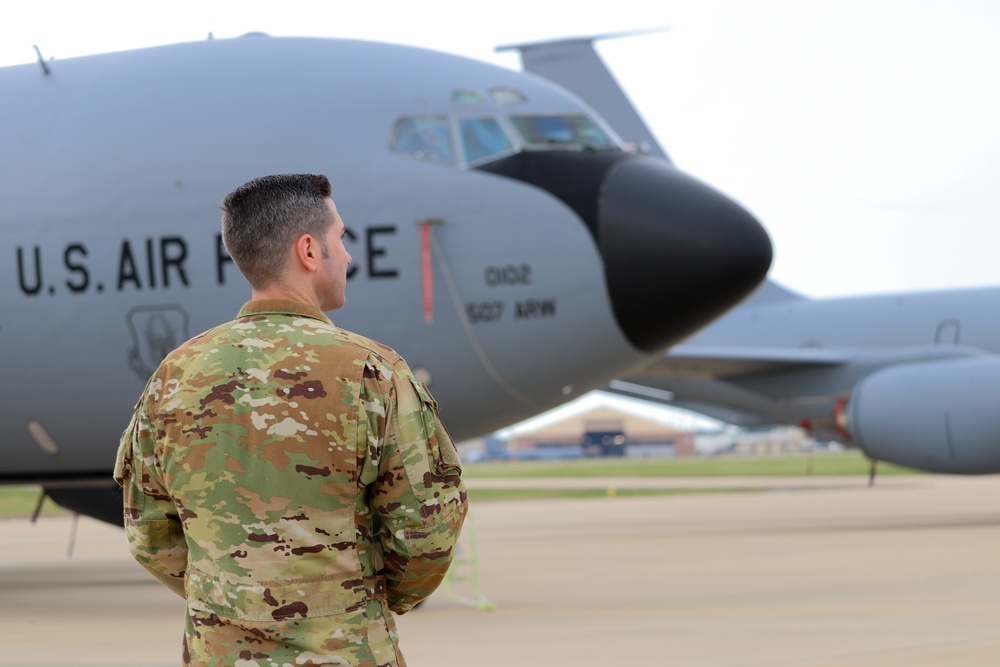Air Force Recruiting Service highlights boom operators
