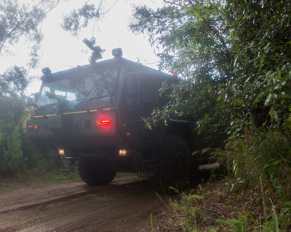 ARFF Marines train in aircraft recovery