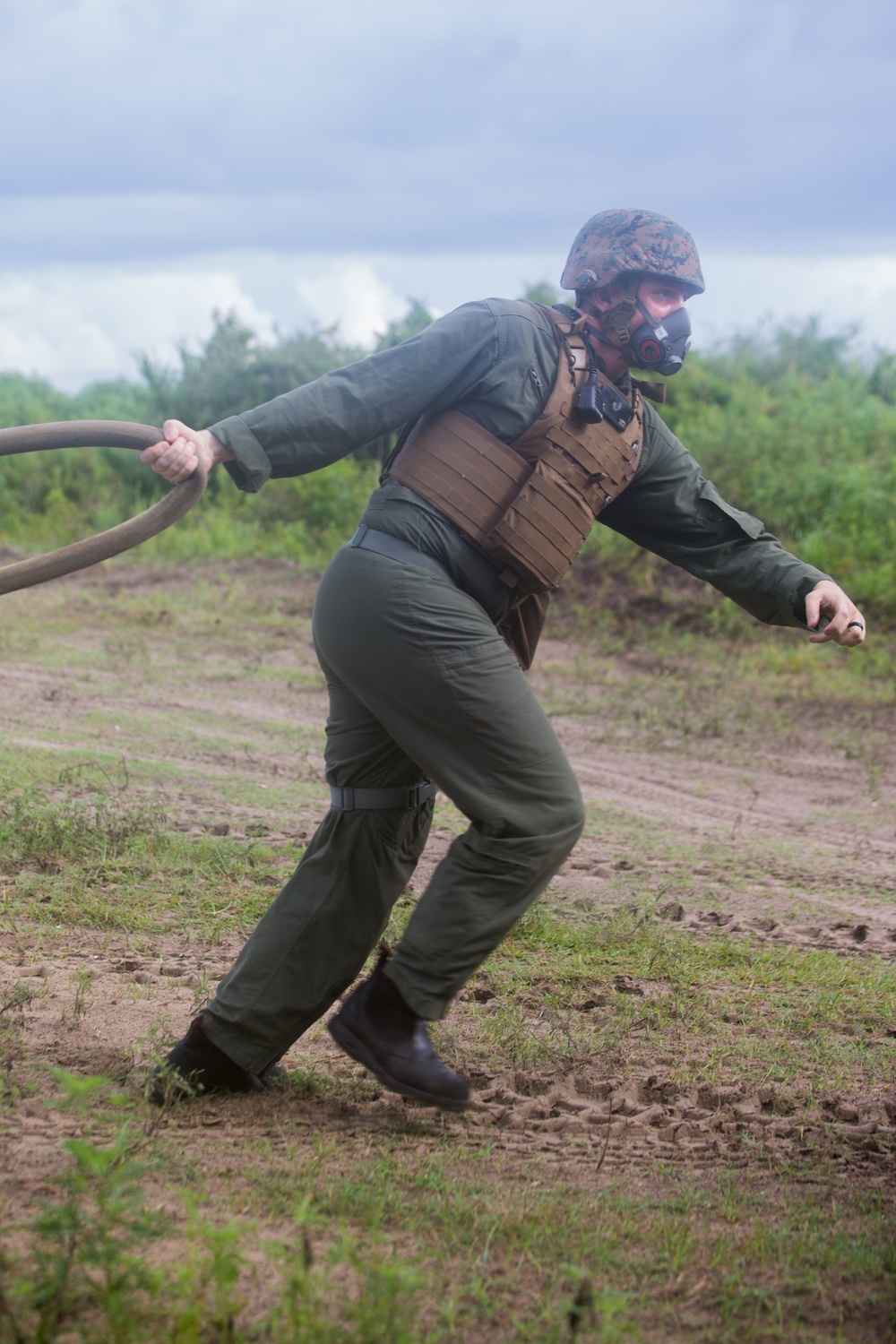 ARFF Marines train in aircraft recovery