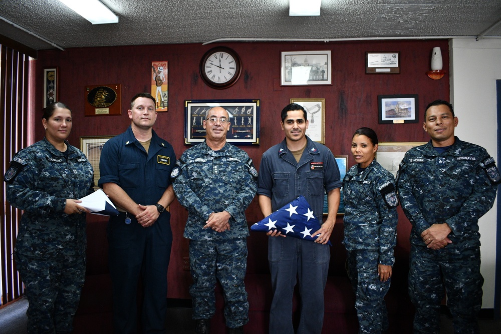 USS Gridley Sailors Exchange Flags with Panamanian navy Sailors