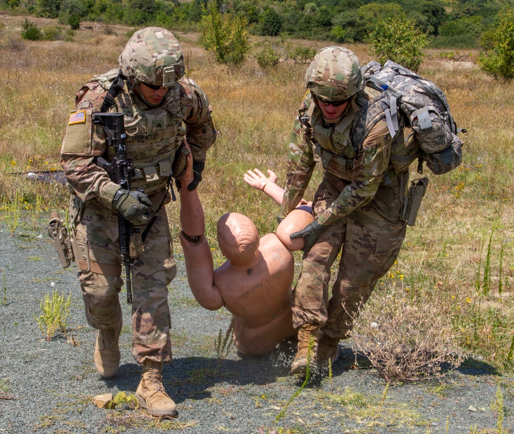 U.S. Army medics conduct live-fire exercise