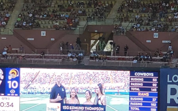 Hawaii Army Reserve Soldier honored at Cowboys-Rams game