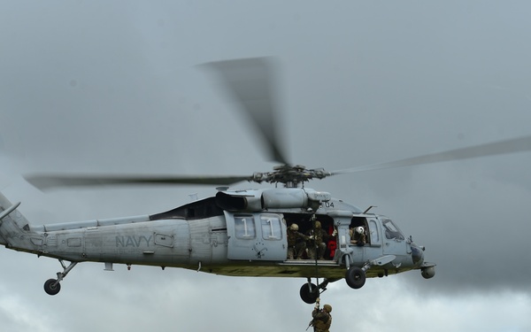 U.S., Allied Forces Kick-off EOD Exercise HYDRACRAB