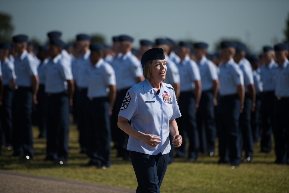 Lt. Gen. Webb visits JBSA-Lackland during immersion tour