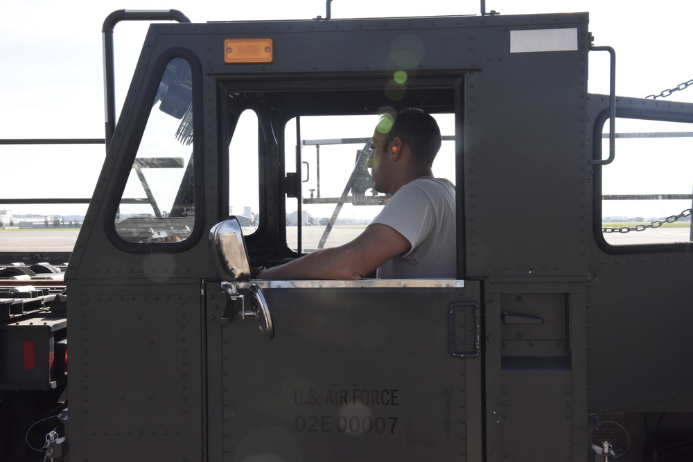 145th LRS Trains Under the Rising Sun