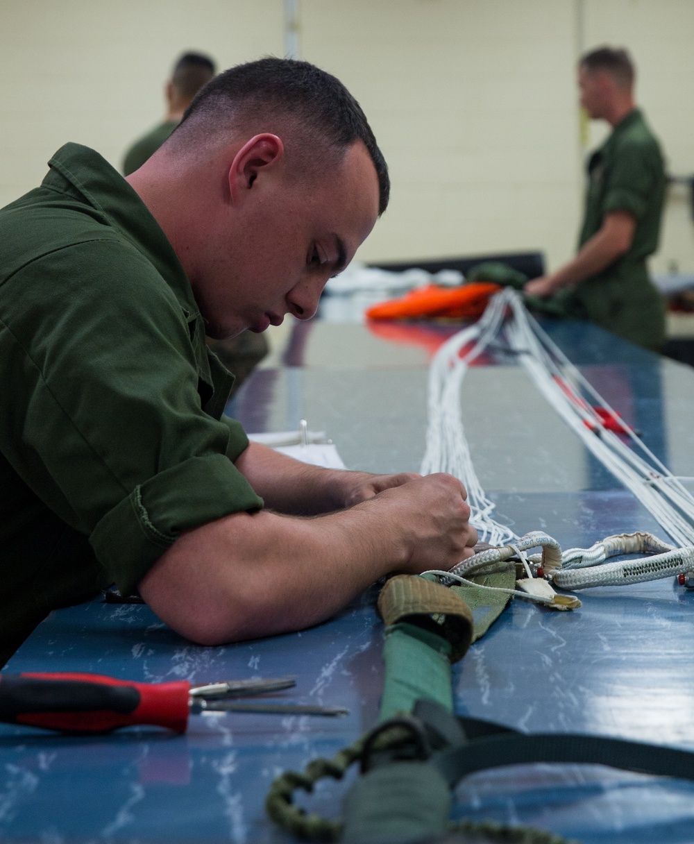 MALS-14 flight equipment technicians