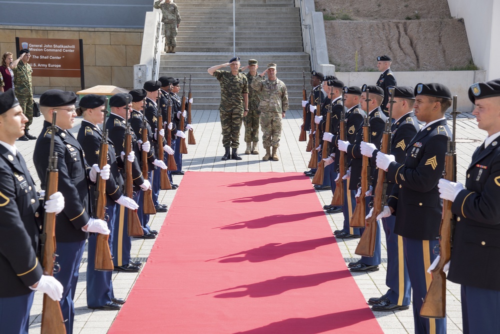 Chief of Hellenic Army LTG Georgios Kampas visits U.S. Army Europe headquarters