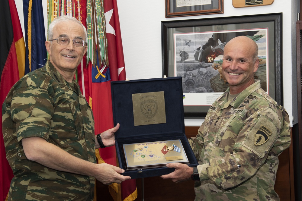 Chief of Hellenic Army LTG Georgios Kampas visits U.S. Army Europe headquarters