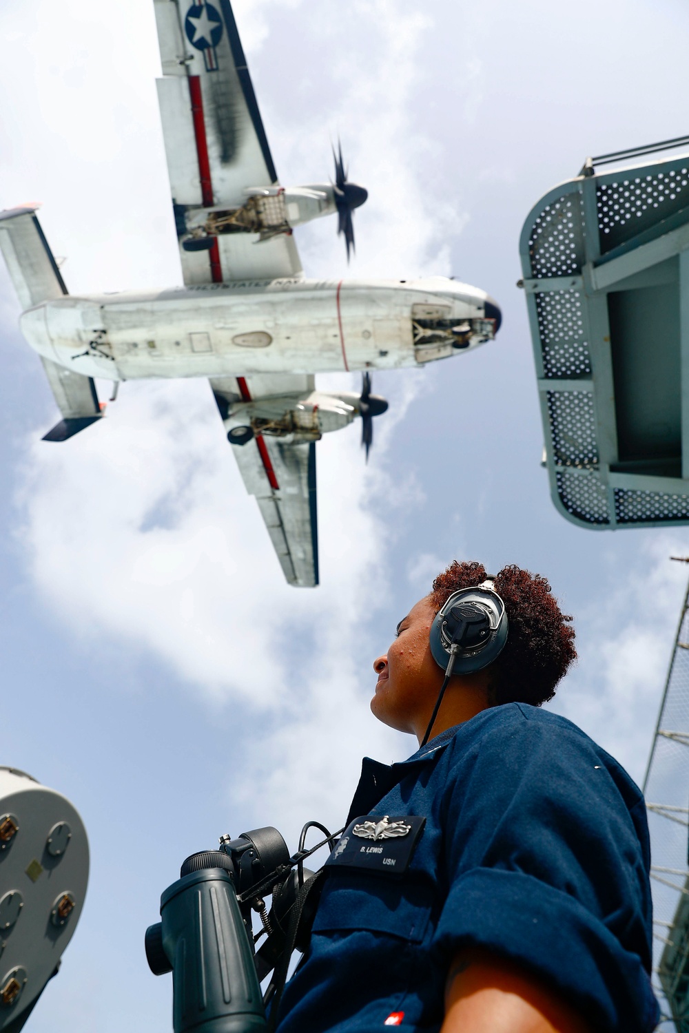 Daily operations aboard Nimitz-class aircraft carrier USS Abraham Lincoln (CVN 72).