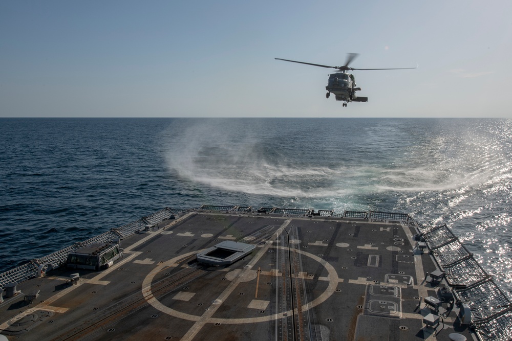 USS MOMSEN Conducts Flight Quarters