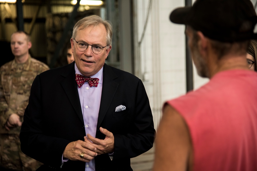 Dover Airmen Deliver for NAVSEA