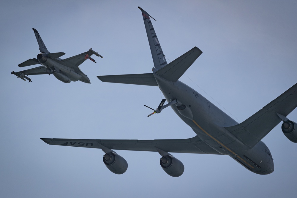 108th Wing and 177th Fighter Wing refueling demo