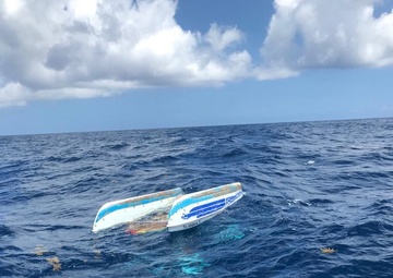 Coast Guard, Good Samaritan vessel “One Life” rescue a U.S. Virgin Islands' boater from capsized catamaran off Culebra Island, Puerto Rico