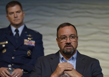 Intelligence community chief information officers discuss diverse topics at DoDIIS Worldwide Conference