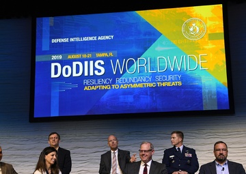 Intelligence community chief information officers discuss diverse topics at DoDIIS Worldwide Conference
