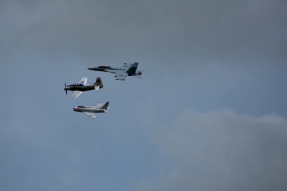 Heritage Flight flies at the 2019 Sioux Falls Airshow