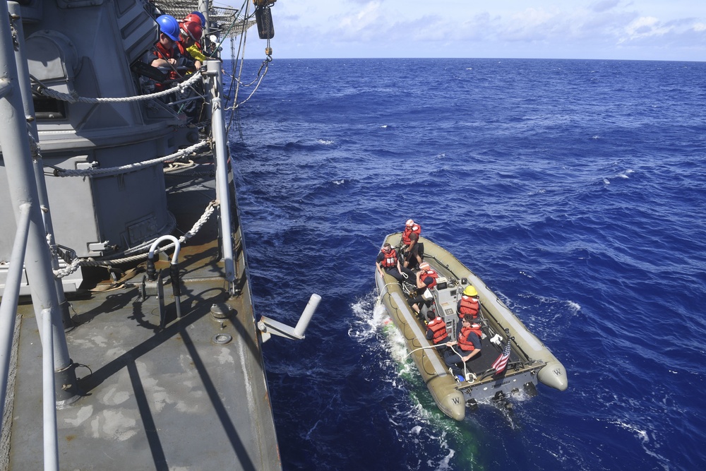 USS Antietam (CG 54) Torpedo exercise