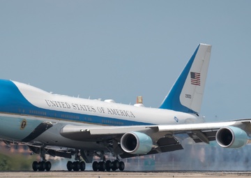 President Trump arrives at Kentucky Air Guard
