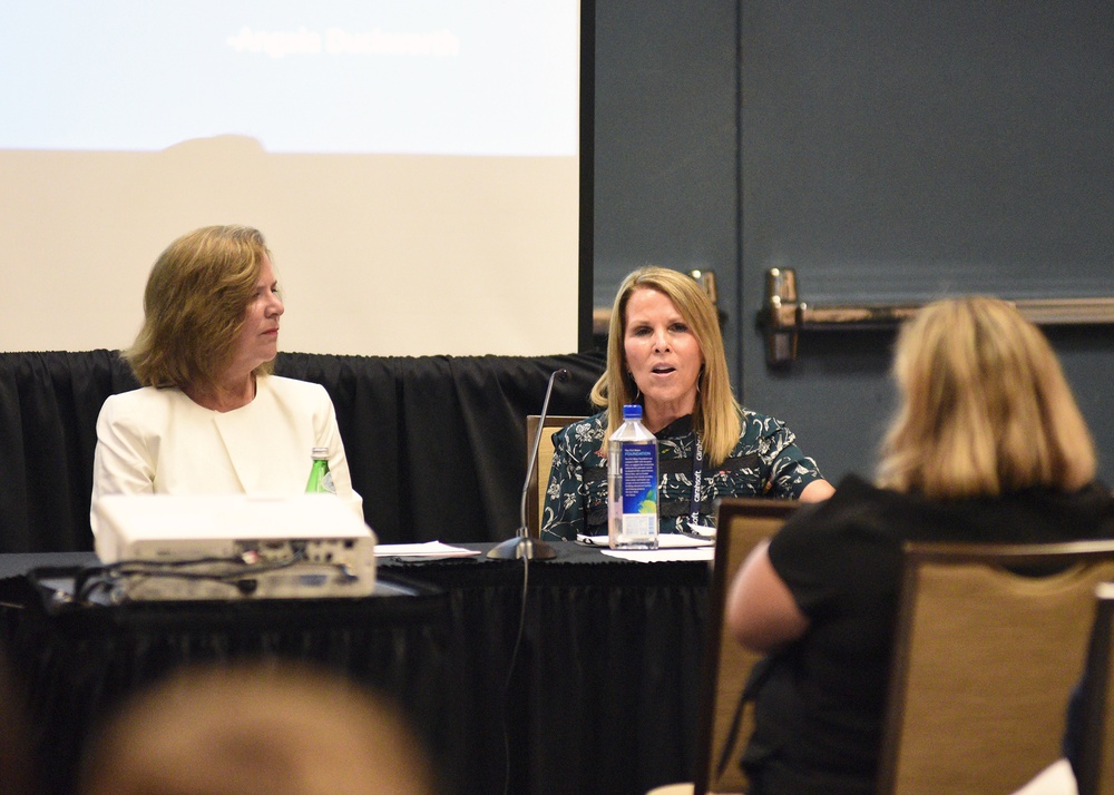 Defense Intelligence Agency, industry leaders discuss creating an inclusive environment at DoDIIS Worldwide Conference