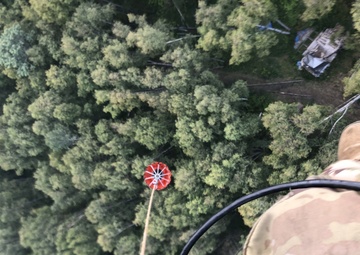 Alaska Army Guard UH-60 Black Hawks support fire suppression