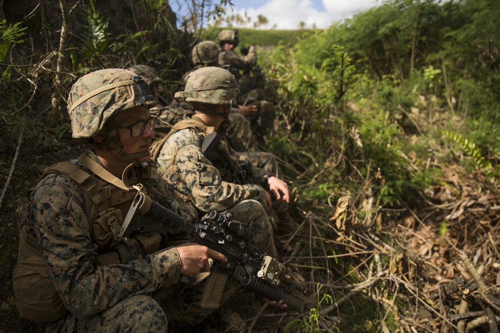 MRF-D Marines maneuver to objective during Tafakula