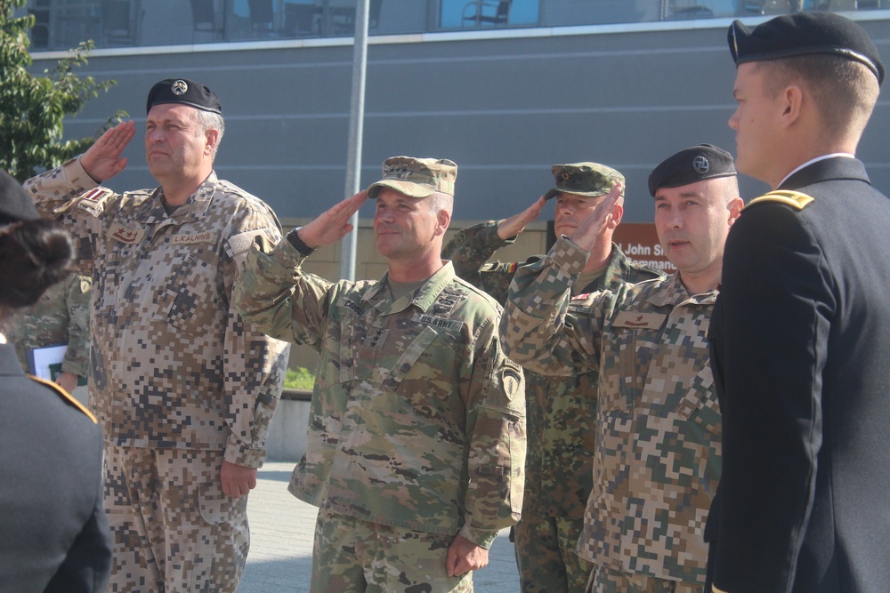 Latvian Armed Forces leaders visit U.S. Army Europe HQ
