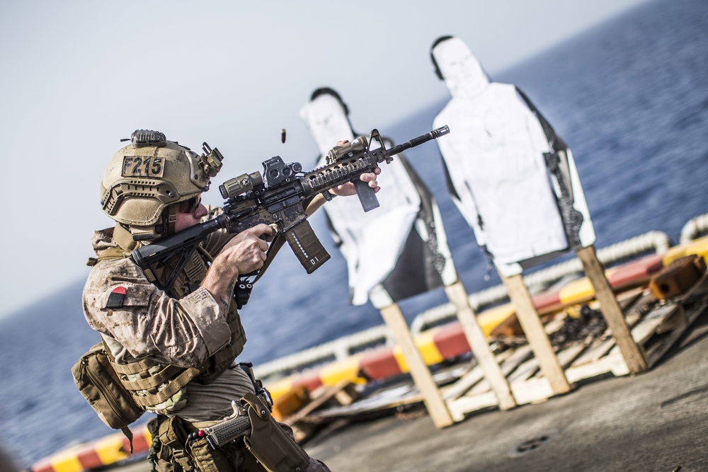 11th MEU MRF live-fire exercise aboard USS Boxer