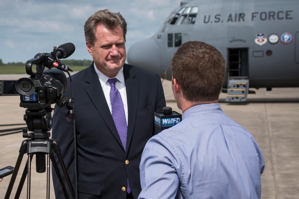 Congressmen Troy Balderson, Michael Turner, Visit 179th Airlift Wing