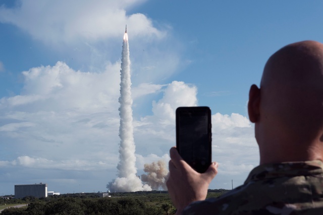 45th SW supports successful GPS III-1 launch from CCAFS