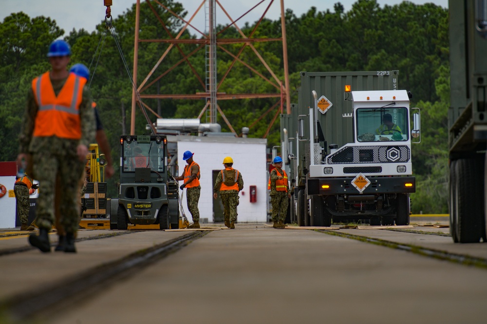 JB CHS Sailors offload USNS Sacagawea