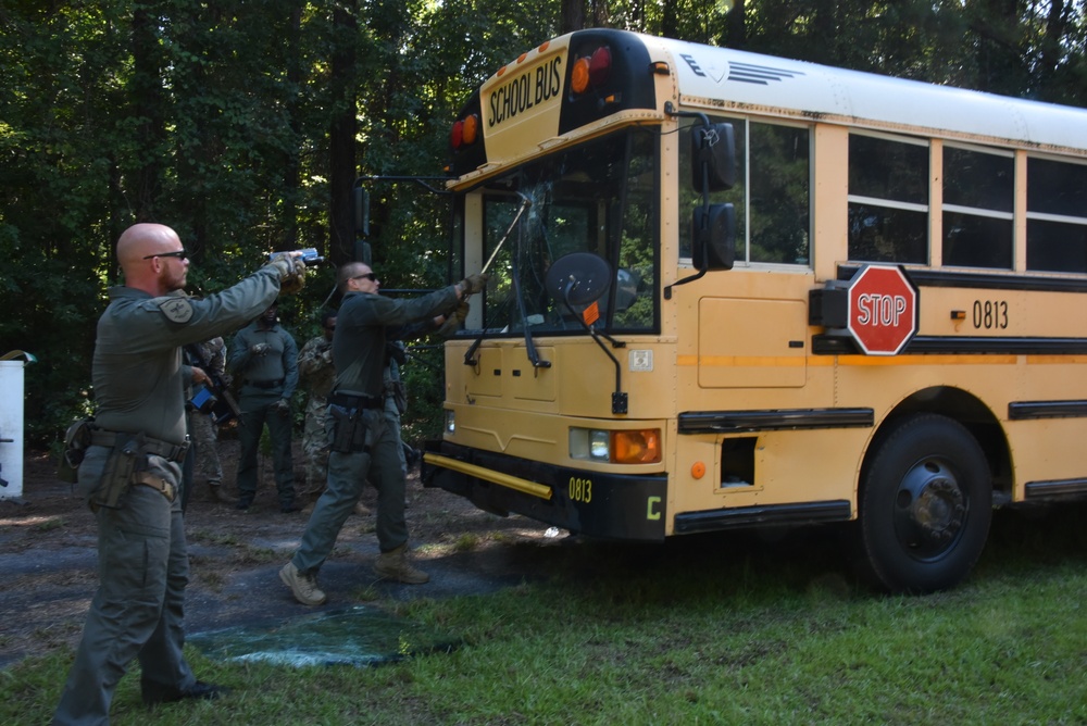 Savannah PD SWAT trains at 165th Airlift Wing