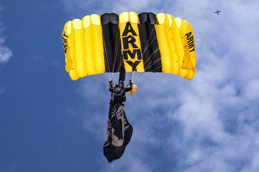 Golden Knights land at Atlantic City Air Show