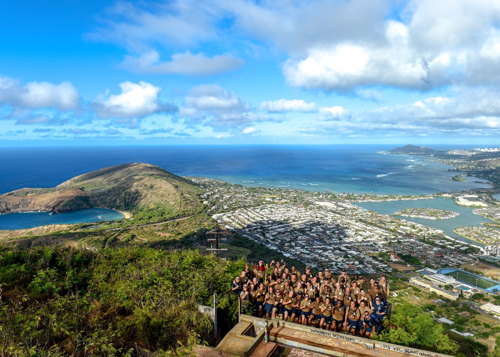 Future Chief Petty Officers Climb Koko Head