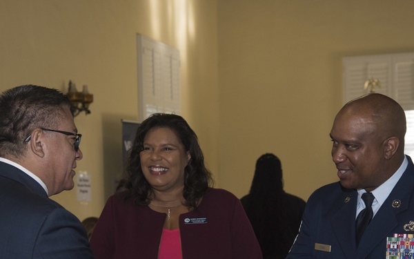 Breakfast Helps Veterans Obtain Resources