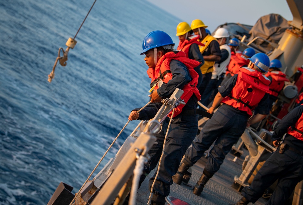 USS Porter (DDG 78) conducts small-boat operations