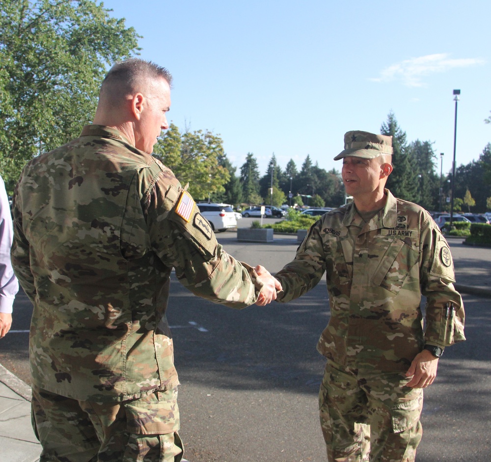 RHC-P's new deputy commanding general visits Madigan Army Medical Center