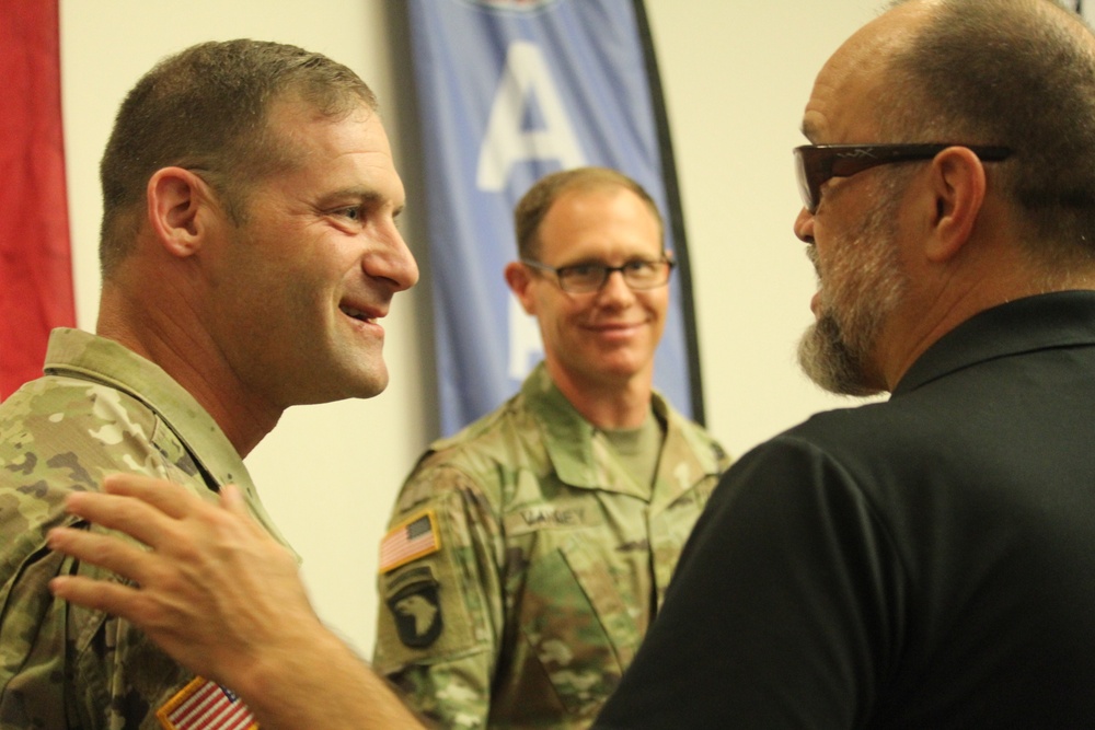 Warfighters recognize art, skill of workforce