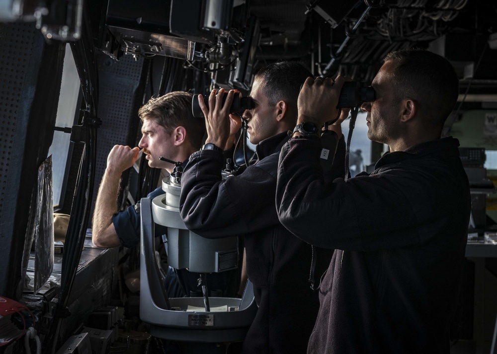 Officers stand bridge watch aboard USS Green Bay