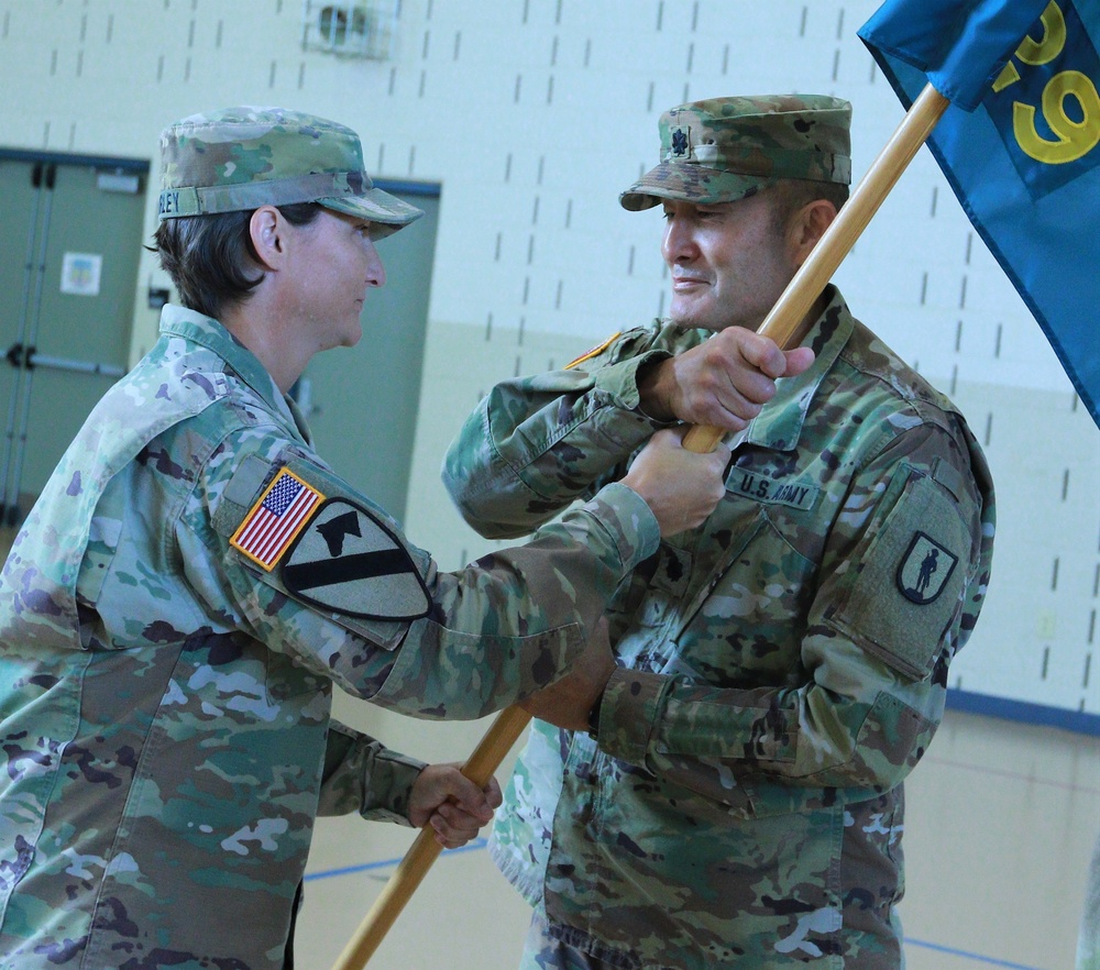 Illinois Army National Guard's HHC, 129th Regional Training Institute Change of Command