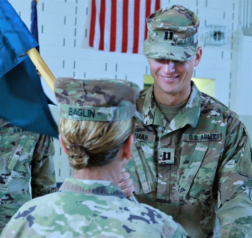 Illinois Army National Guard's HHC, 129th Regional Training Institute Change of Command