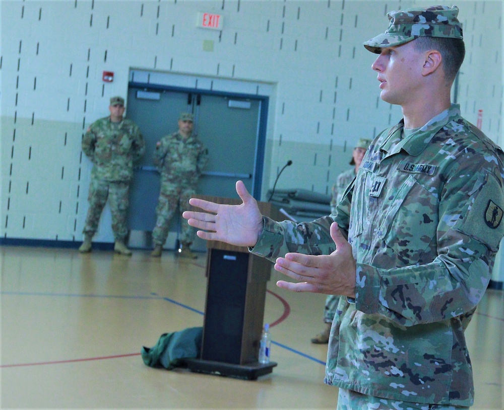 Illinois Army National Guard's HHC, 129th Regional Training Institute Change of Command