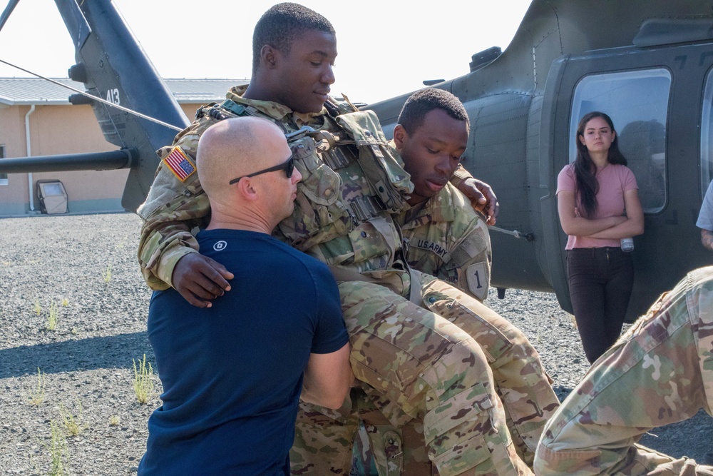 U.S. Army Soldiers train for personnel recovery lane