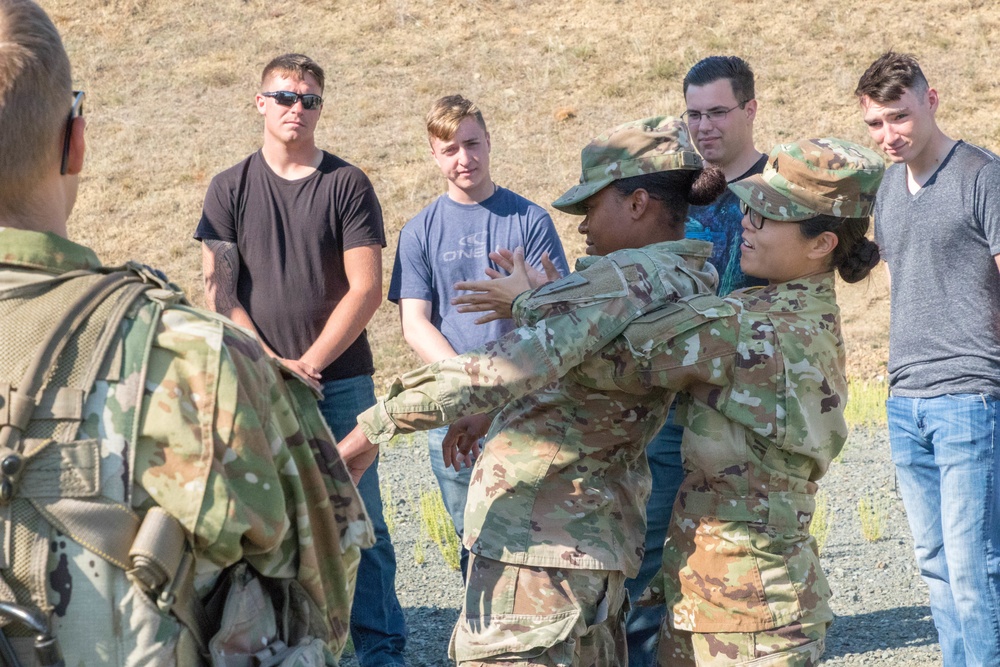 U.S. Army Soldiers train for personnel recovery lane