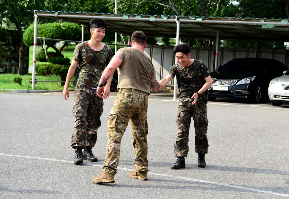 Pacific Defender Outreach 19-1 builds cohesive joint force