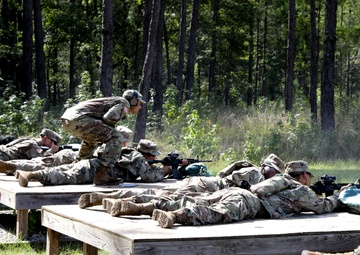 Army overhauls small arms training with tougher standards, combat-like rigor